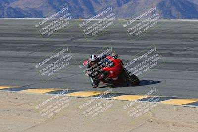 media/Mar-21-2025-CVMA Friday Practice (Fri) [[30cd4fe323]]/2-Racer 1/Session 2 (Bowl)/